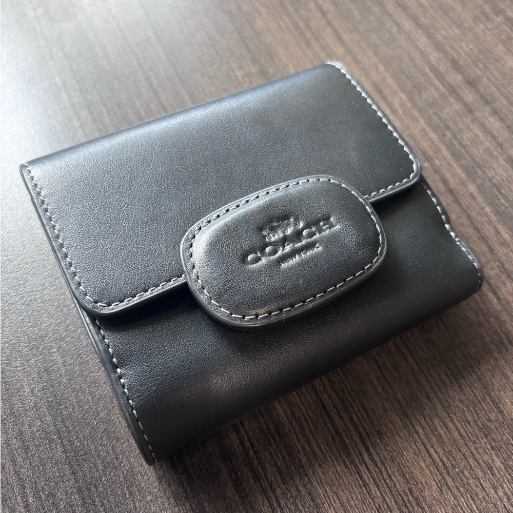 Coach Eliza Small Wallet